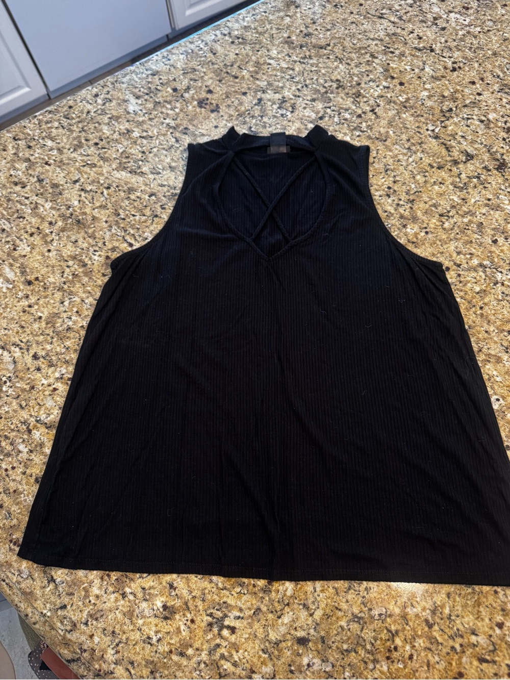 Torrid Black Sleeveless Crisscross V-Neck Women's Top cross tank ribbed size 0x
